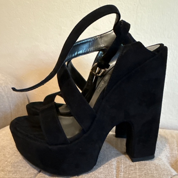 STUART WEITZMAN "Saucy" platform sandals shoes in black - Picture 3 of 5
